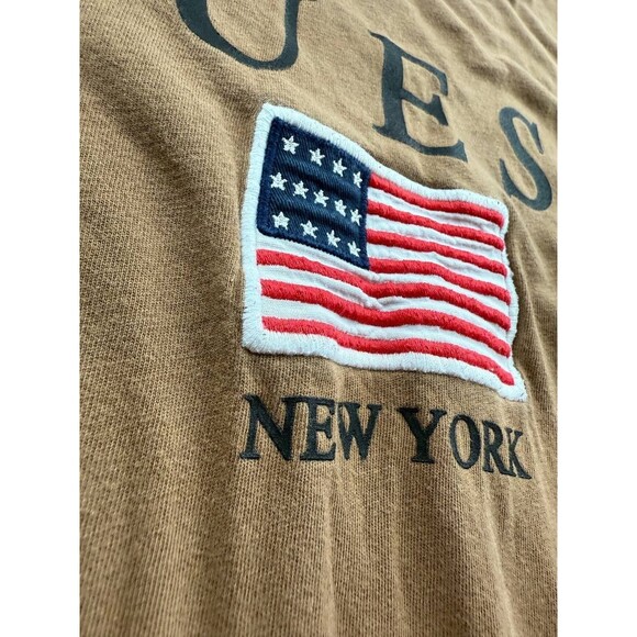 GUESS Embroidered Tee T-Shirt Mens Medium Brown USA Flag Patriotic Short Sleeve - Picture 4 of 9